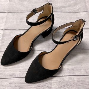 TORRID BLACK FAUX SUEDE D'ORSAY POINTED BLOCK HEEL SZ 10.5.